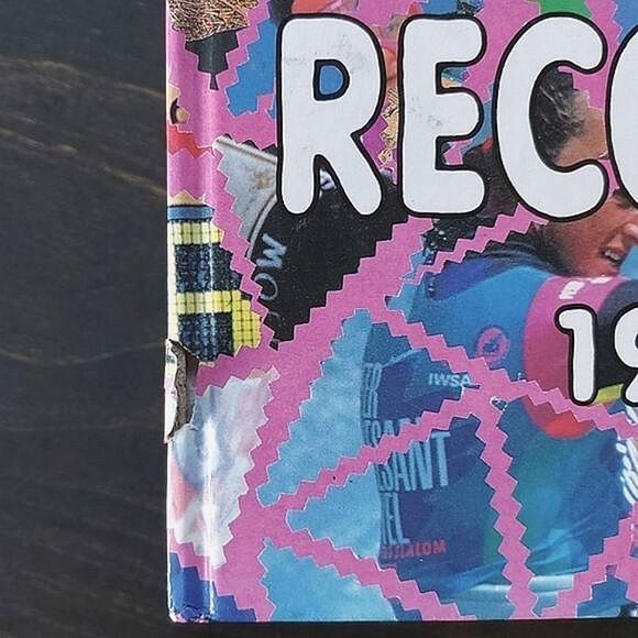 Vtg 1992 Guiness Book of World Records - Picture 6 of 7